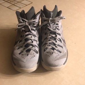 Nike hyper dunks size 10.5